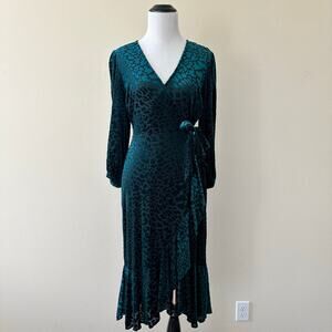 Calvin Klein Animal Print Velvet Burnt Out Emerald Green Wrap Dress Size 6 NWT